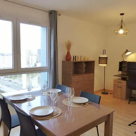 Vulcain 4, 14eme, Ile De Nantes, Vue Exceptionnelle Avec Parking Appartamento