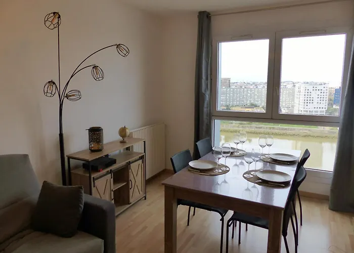 Vulcain 4, 14eme, Ile De Nantes, Vue Exceptionnelle Avec Parking *