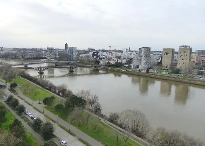 Vulcain 4, 14eme, Ile De Nantes, Vue Exceptionnelle Avec Parking Apartmán *